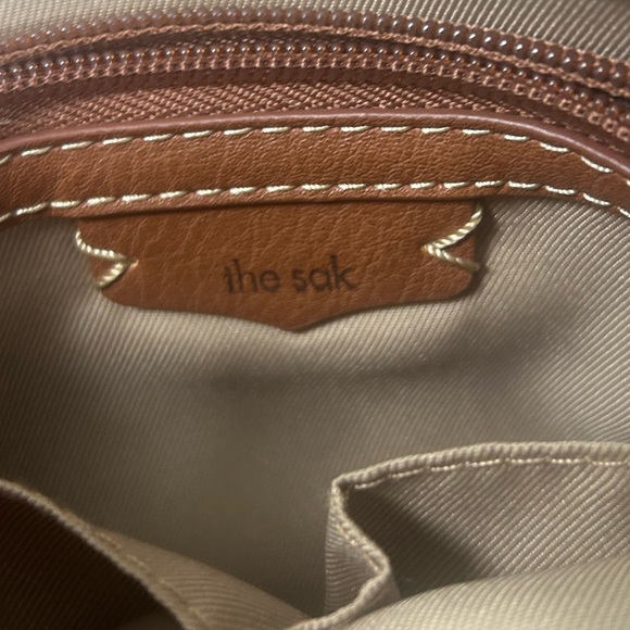 The Sak Black Leather Ventura Embroidery Convertible Backpack Crossbody - Picture 2 of 15